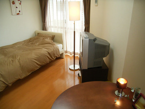 yotuya room.jpg